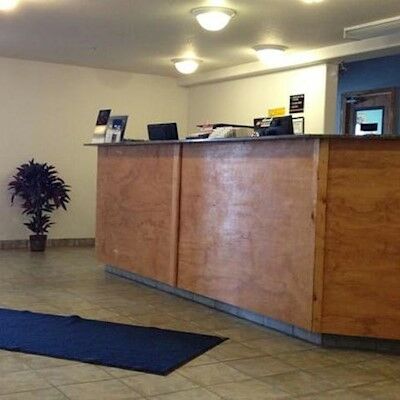 The Kanata Inns Invermere Εξωτερικό φωτογραφία